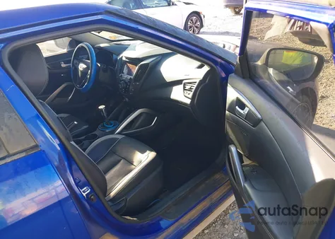 2013 Hyundai Veloster Turbo W/Black из США, поврежденный, VIN KMHTC6AE5DU100526